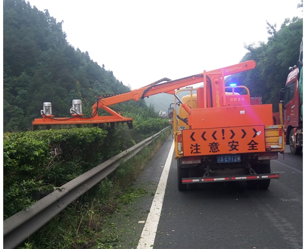 成都高速公路绿篱修剪机